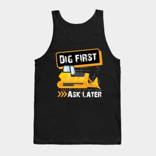 Funny Excavator and Construction Worker Heavy Equipment Tank Top